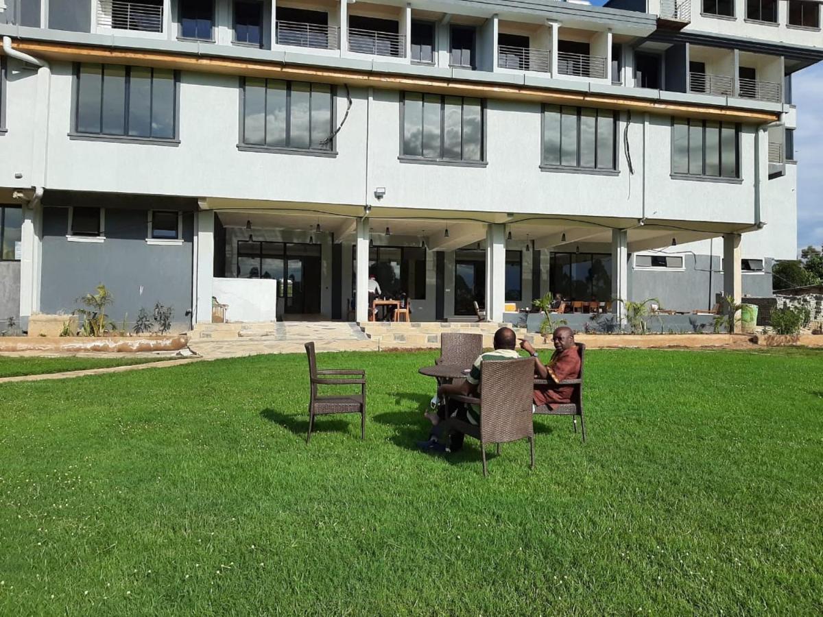 The Willis Hotel, Bomet Exterior photo
